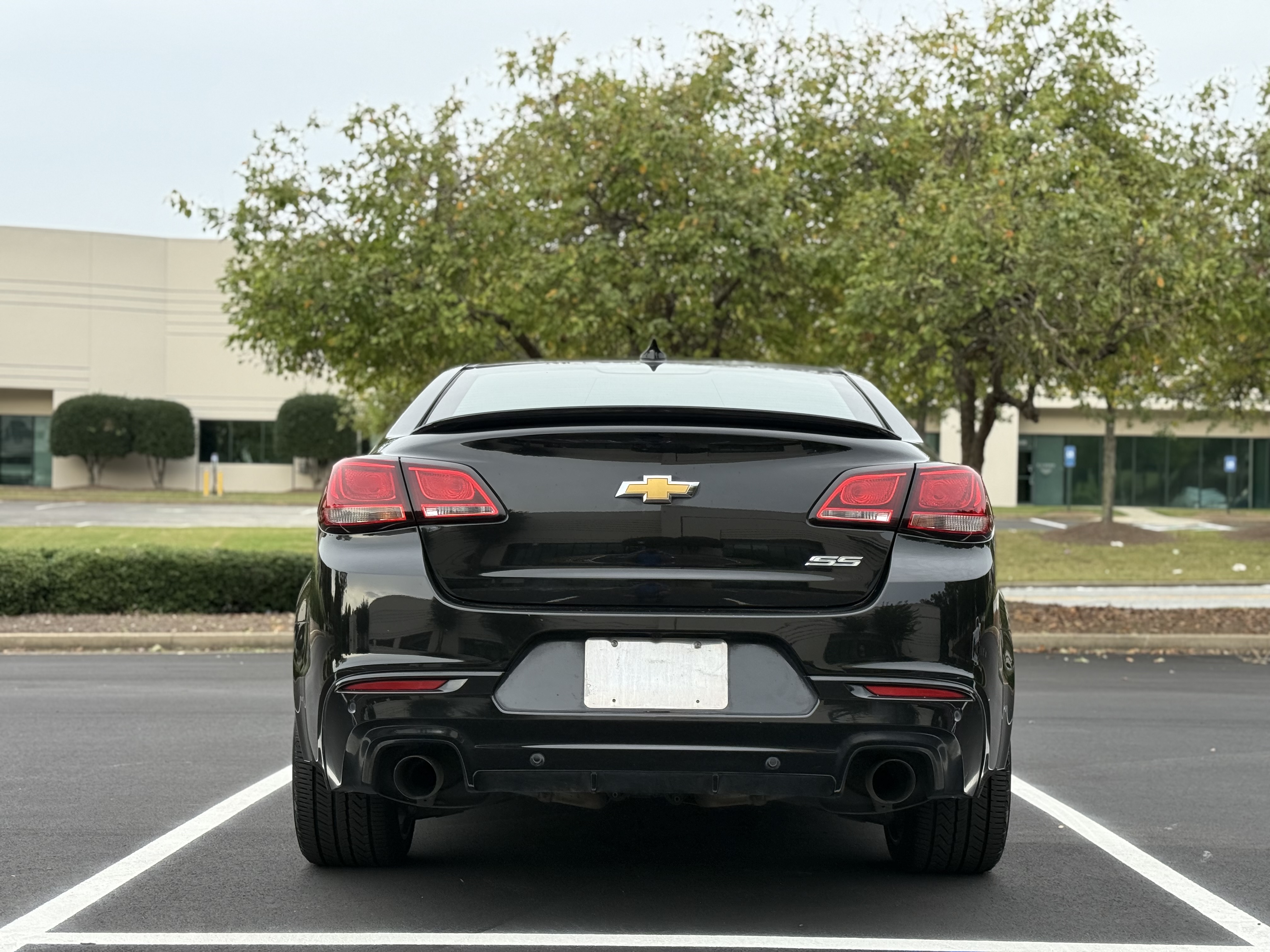Used 2015 Chevrolet SS RWD image 12