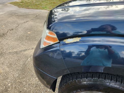 Used 2019 Nissan Frontier SV image 9