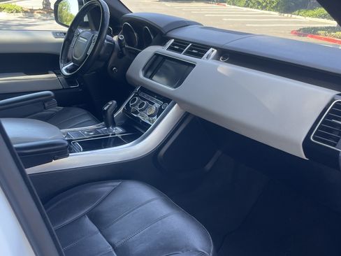 Used 2016 Land Rover Range Rover Sport HSE AWD/4WD image 10