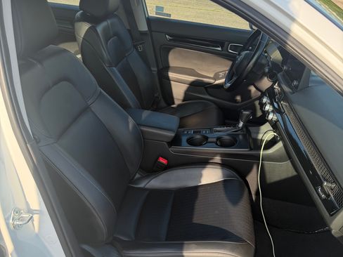 Used 2022 Honda Civic EX-L image 11