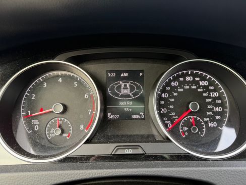 Used 2015 Volkswagen Golf SEL image 5