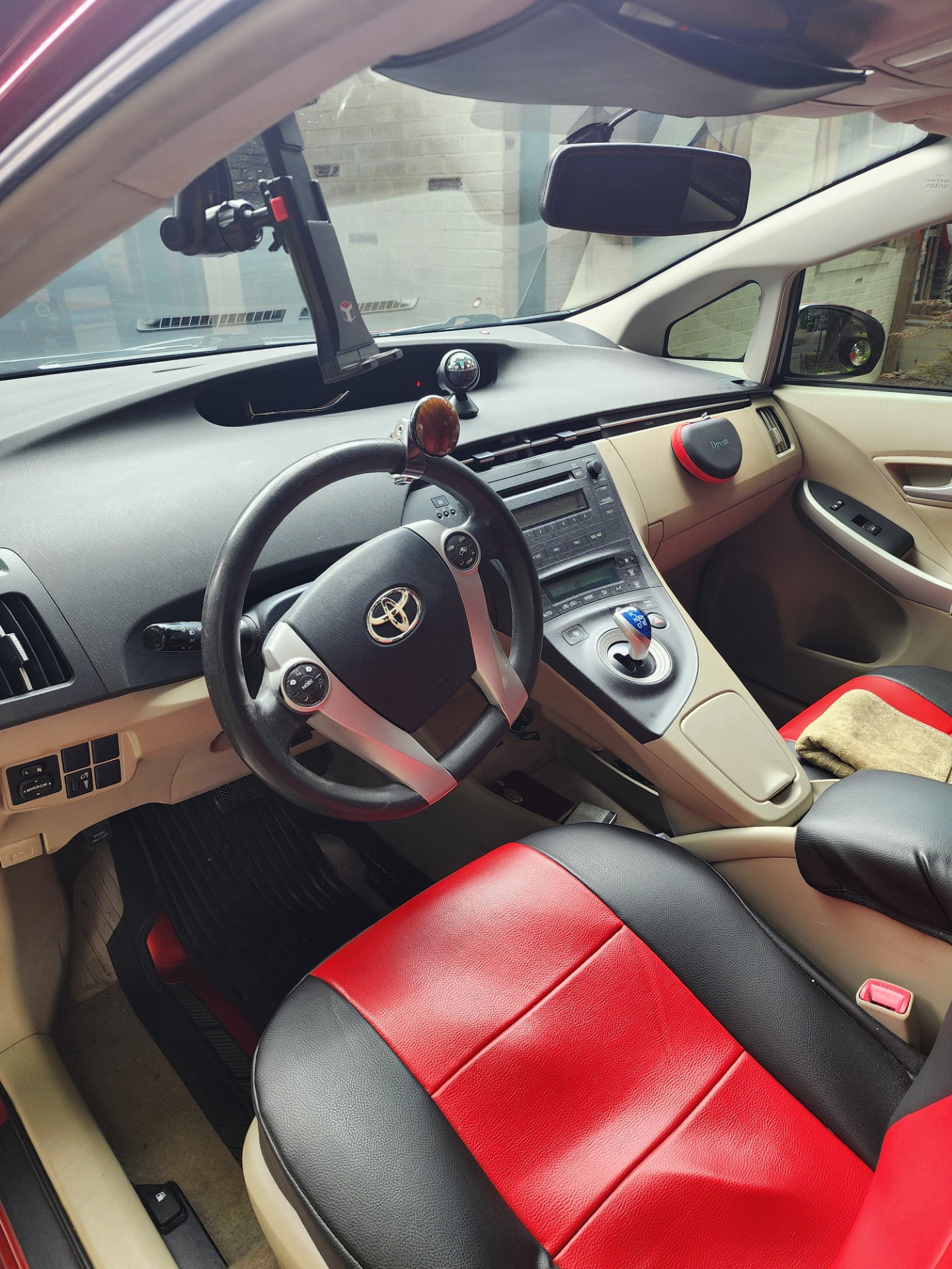 Used 2010 Toyota Prius FWD image 14