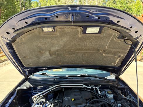 Used 2011 MAZDA MX-5 Miata Grand Touring w/ Premium Pkg RWD image 16