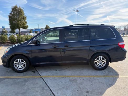 Used 2005 Honda Odyssey Touring image 4