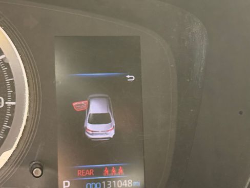 Used 2020 Toyota Corolla SE w/ Carpet Mat Package (TMS) FWD image 10