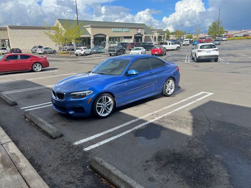 Used 2016 BMW 228i Coupe image 4