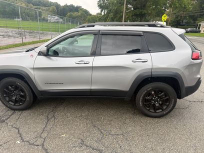 Used 2019 Jeep Cherokee Trailhawk