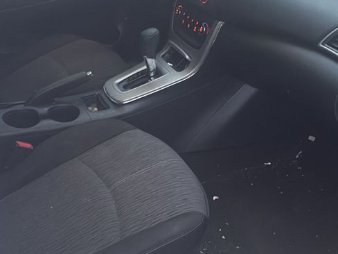 Used 2015 Nissan Sentra SV image 6