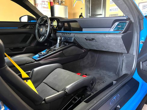 Used 2022 Porsche 911 GT3 RWD image 14