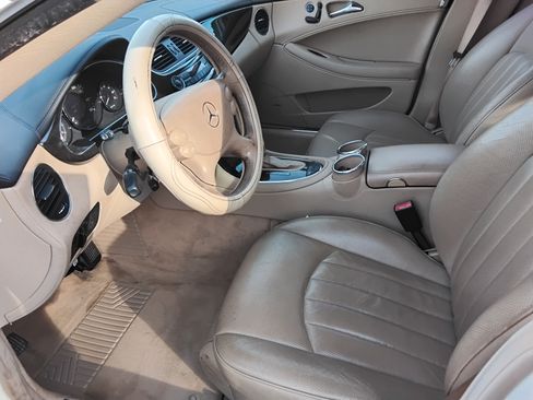 Used 2007 Mercedes-Benz CLS 550 CLS 550 Coupe 4D image 14