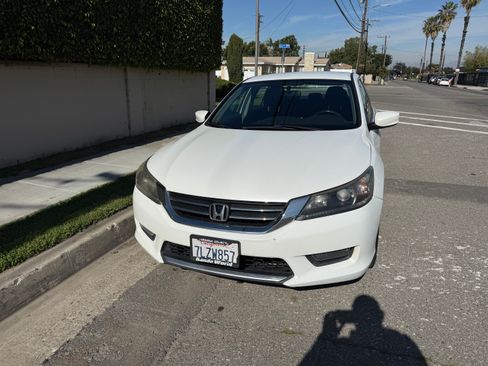 Used 2015 Honda Accord Sport image 6