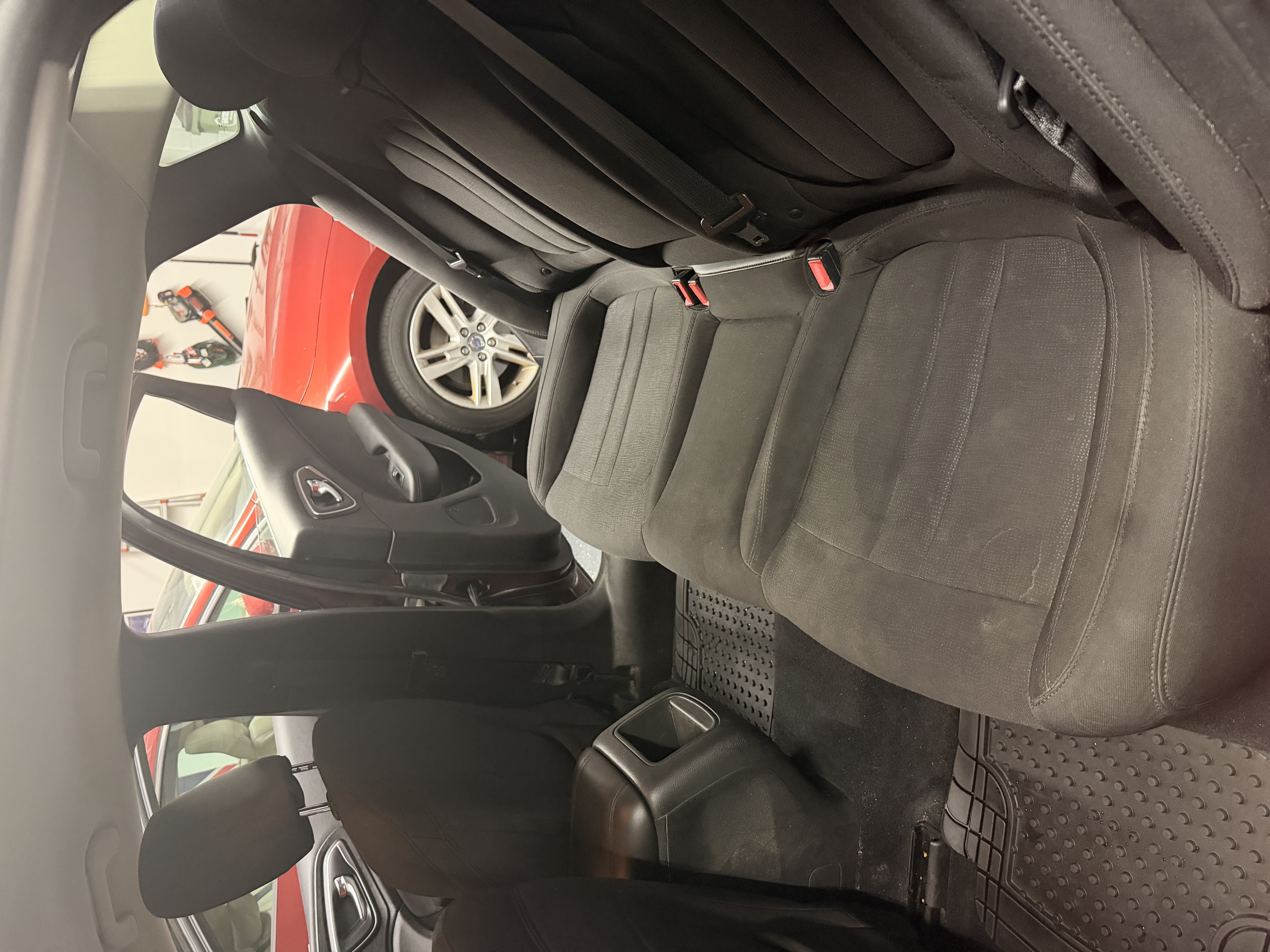 Used 2015 Chrysler 200 Limited FWD image 10
