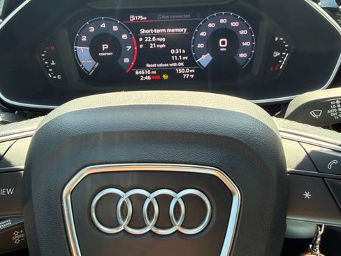 Used 2021 Audi Q3 2.0T Premium image 14