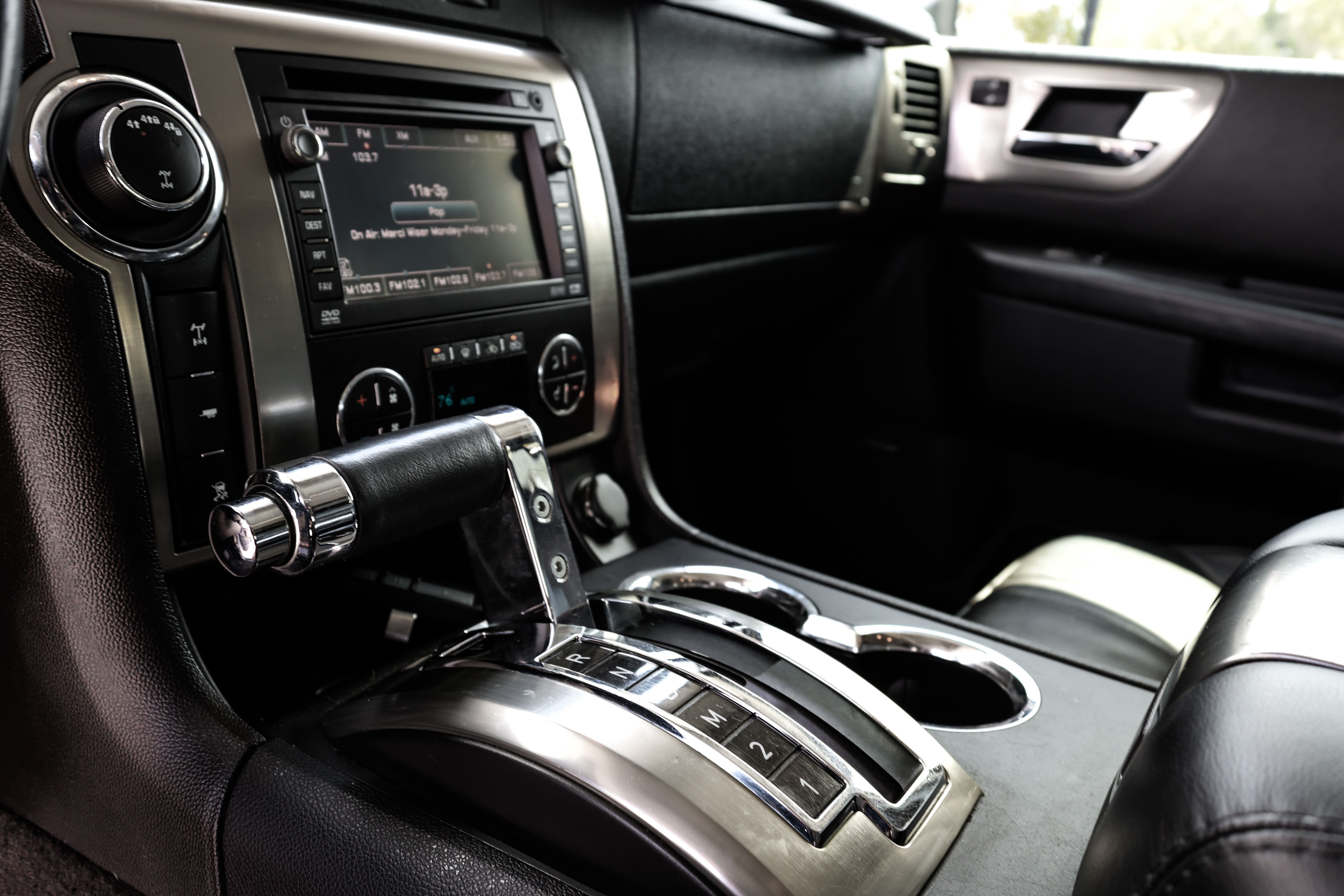 Used 2008 HUMMER H2 SUT AWD/4WD image 10