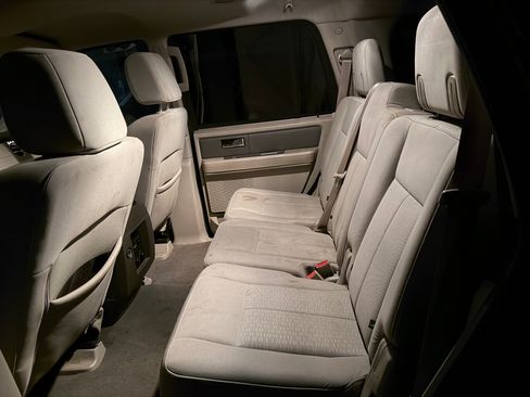 Used 2008 Ford Expedition XLT image 5