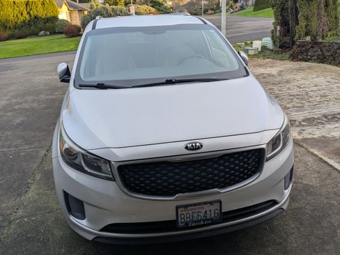 Used 2016 Kia Sedona LX w/ Option Group 020 image 22