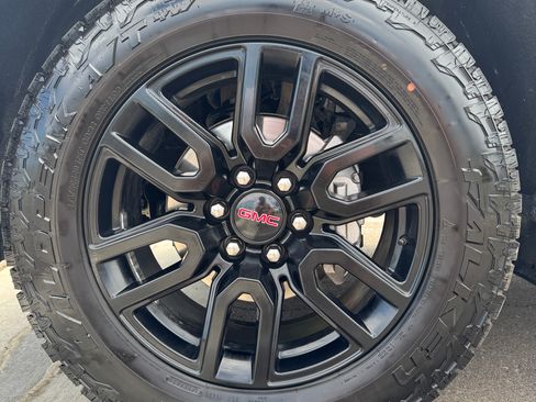 Used 2023 GMC Sierra 1500 Elevation w/ LPO, Elevation Black Package AWD/4WD image 11