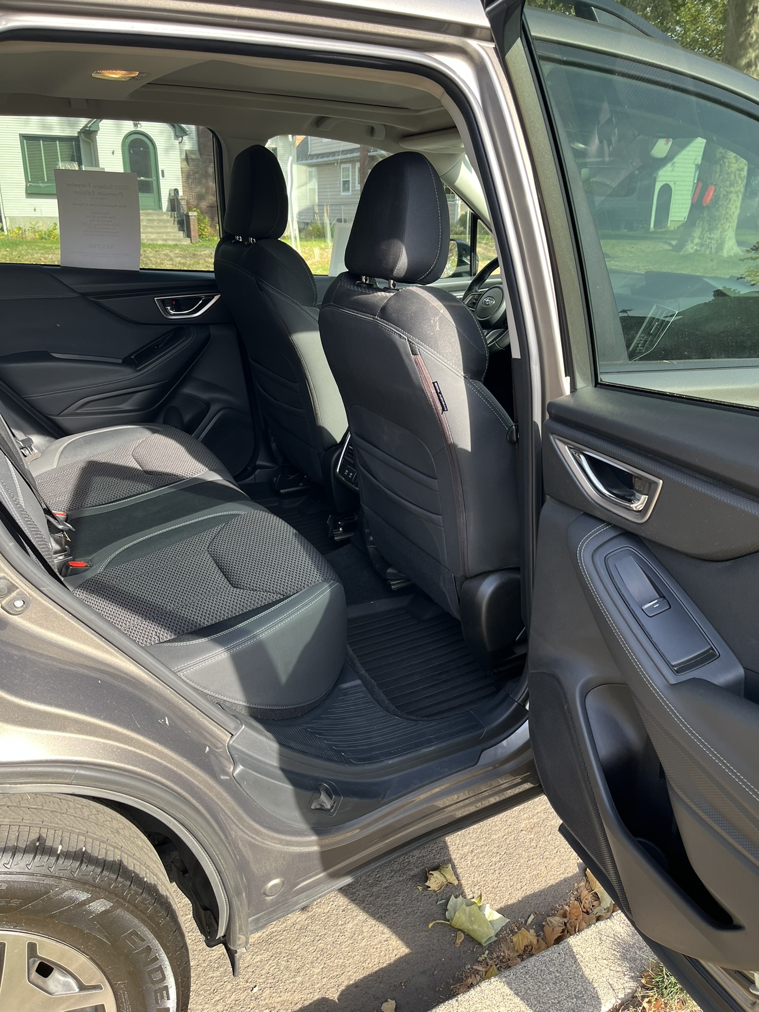Used 2021 Subaru Forester Premium AWD/4WD image 11