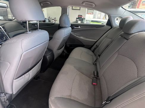 Used 2011 Hyundai Sonata GLS w/ Popular Equipment Pkg 2 FWD image 11