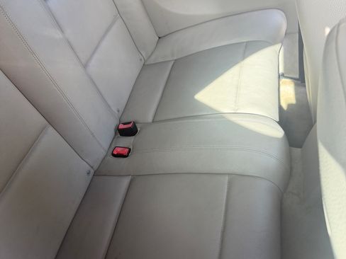 Used 2011 BMW 128i Convertible RWD image 24