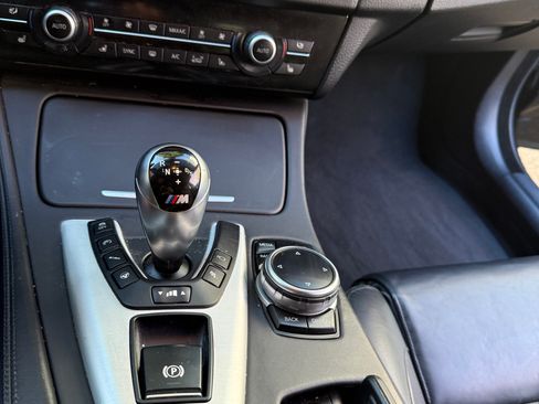 Used 2014 BMW M5 image 24