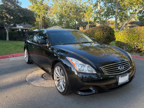 Used 2009 INFINITI G37 Sport w/ Premium Pkg RWD image 1