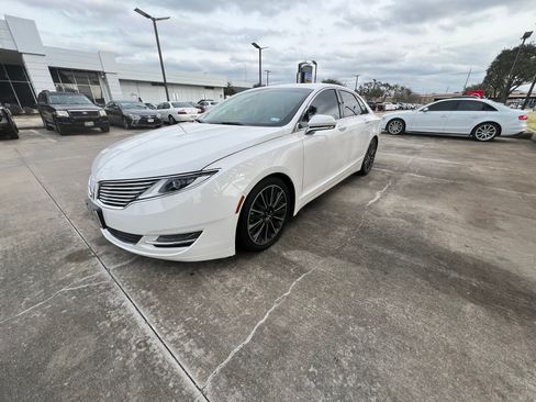 Used 2016 Lincoln MKZ w/ Equipment Group 300A Reserve image 2