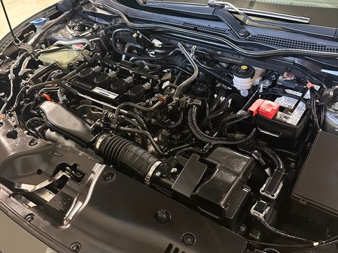 Used 2018 Honda Civic EX image 8