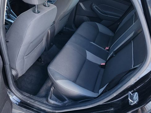Used 2013 Ford Focus SE image 5