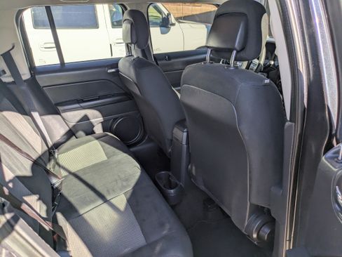 Used 2014 Jeep Patriot Sport w/ Power Value Group image 10