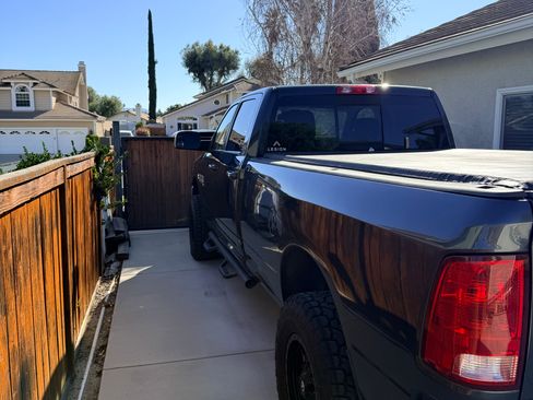 Used 2016 RAM 3500 SLT image 6