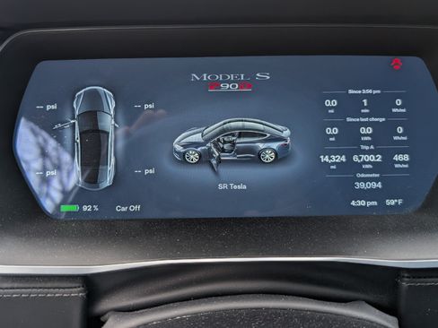 Used 2016 Tesla Model S P90D image 5