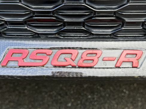 Used 2021 Audi RS Q8 w/ Carbon Optic Package image 13