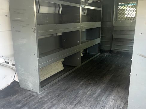 Used 2014 GMC Savana 2500 image 8