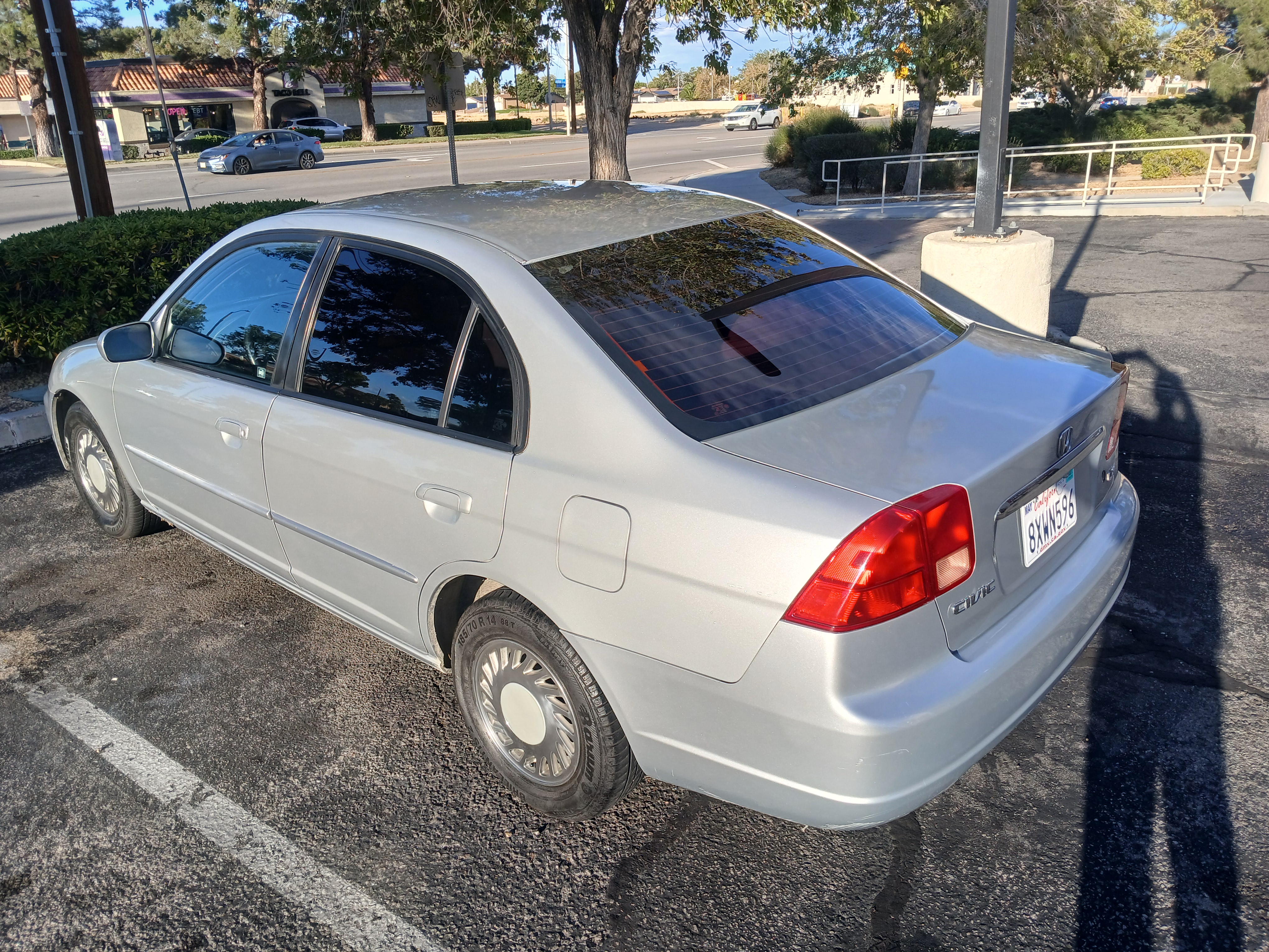 Used 2002 Honda Civic LX image 2