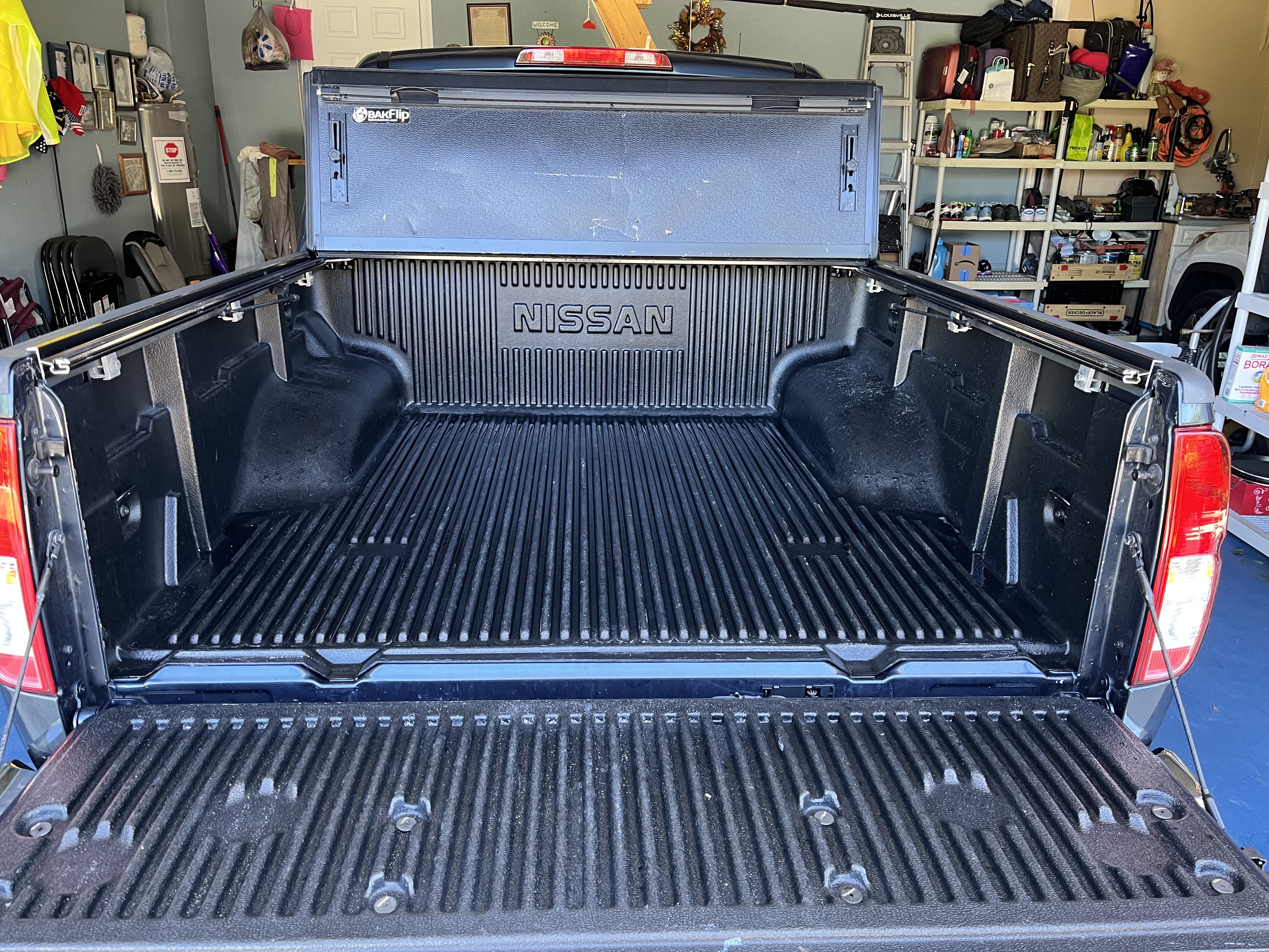 Used 2018 Nissan Frontier SV AWD/4WD image 18