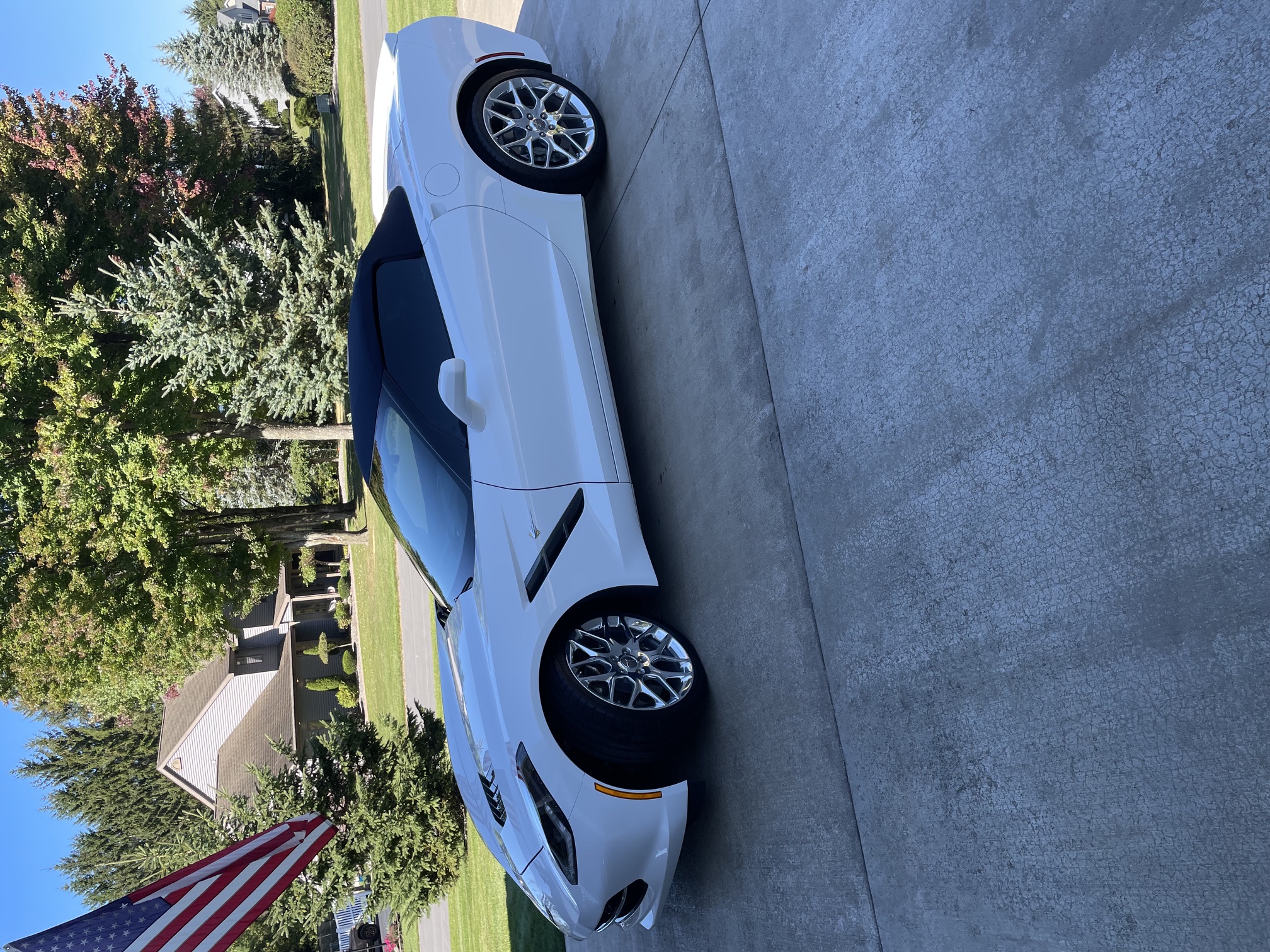 Used 2016 Chevrolet Corvette Stingray Convertible w/ 3LT Preferred Equipment Group RWD image 1
