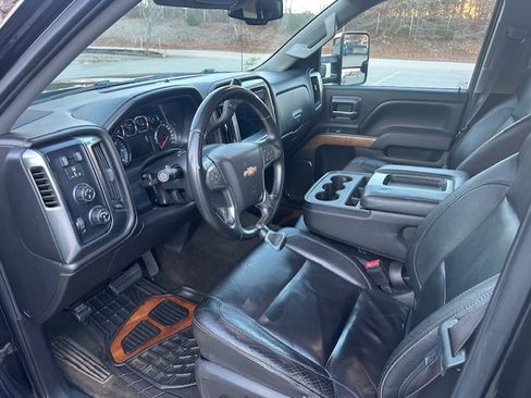 Used 2015 Chevrolet Silverado 1500 LTZ w/ Max Trailering Package image 9