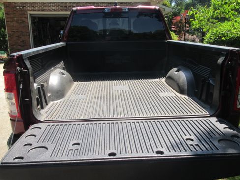 Used 2020 RAM 1500 Big Horn AWD/4WD image 6