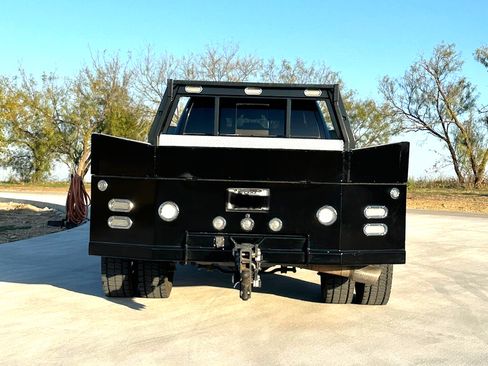 Used 2014 RAM 5500 Laramie image 11