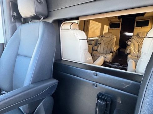 Used 2020 Mercedes-Benz Sprinter 3500 image 14