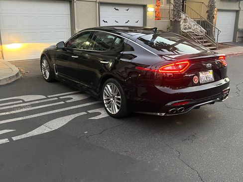 Used 2018 Kia Stinger image 4