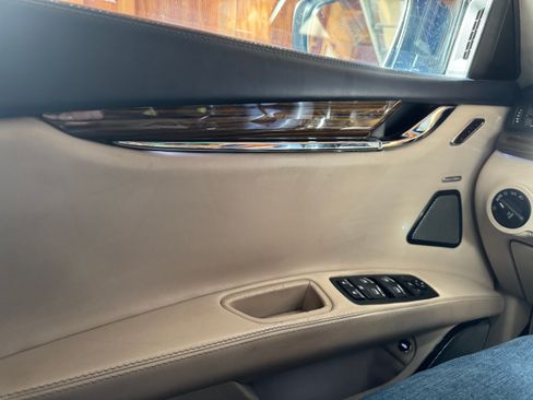 Used 2014 Maserati Quattroporte GTS image 12