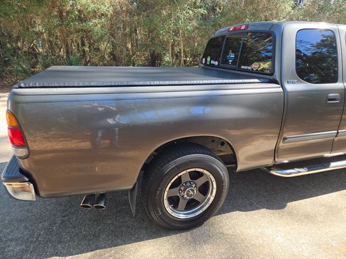 Used 2003 Toyota Tundra SR5 image 6