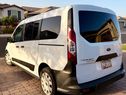 Used 2020 Ford Transit Connect XL FWD image 9