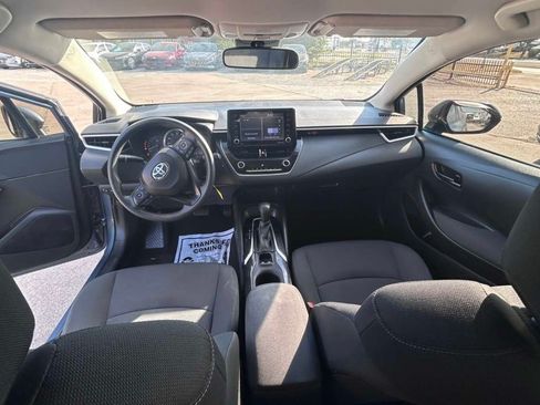 Used 2021 Toyota Corolla LE image 6