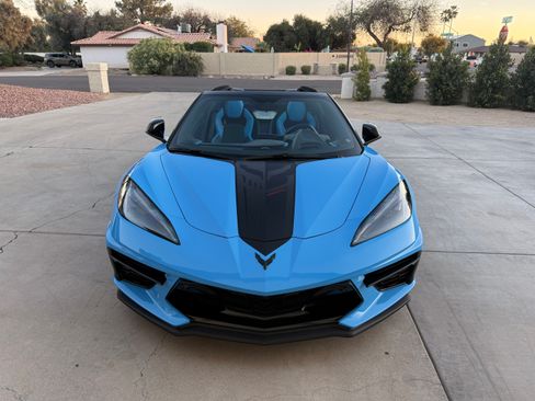 Used 2023 Chevrolet Corvette Stingray Premium Conv w/ Z51 Performance Package RWD image 4