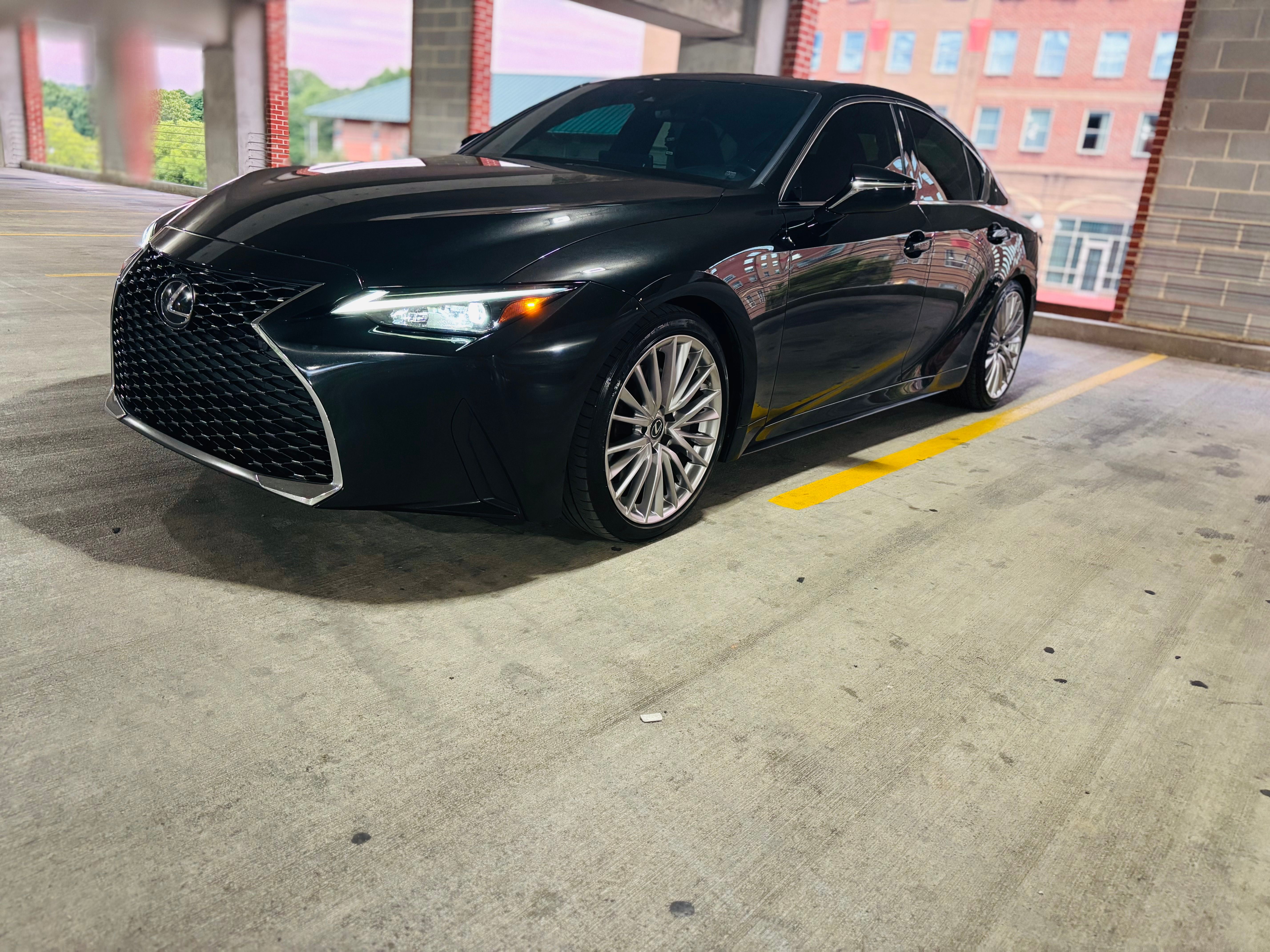 Used 2022 Lexus IS 300 w/ Premium Package RWD image 1