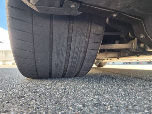 Used 2022 Chevrolet Corvette Stingray Premium Conv w/ Z51 Performance Package image 25