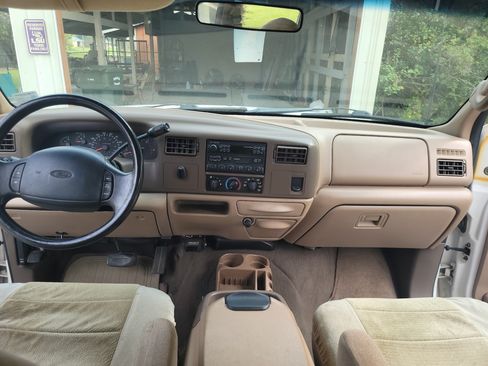 Used 1999 Ford F250 2WD Crew Cab Super Duty image 8